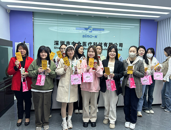 ���ո���